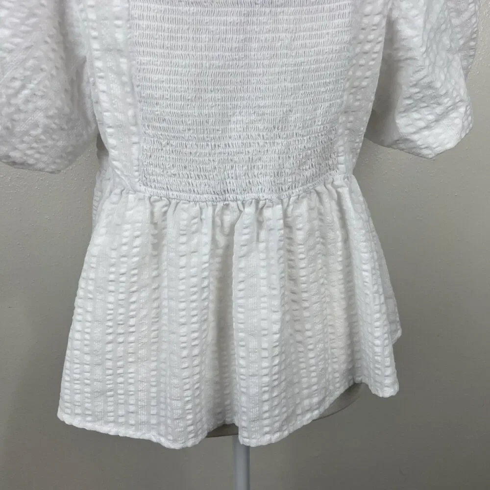 Old Navy Blouse Women Large White Puff Short Sleeve Sweetheart Collar Peplum